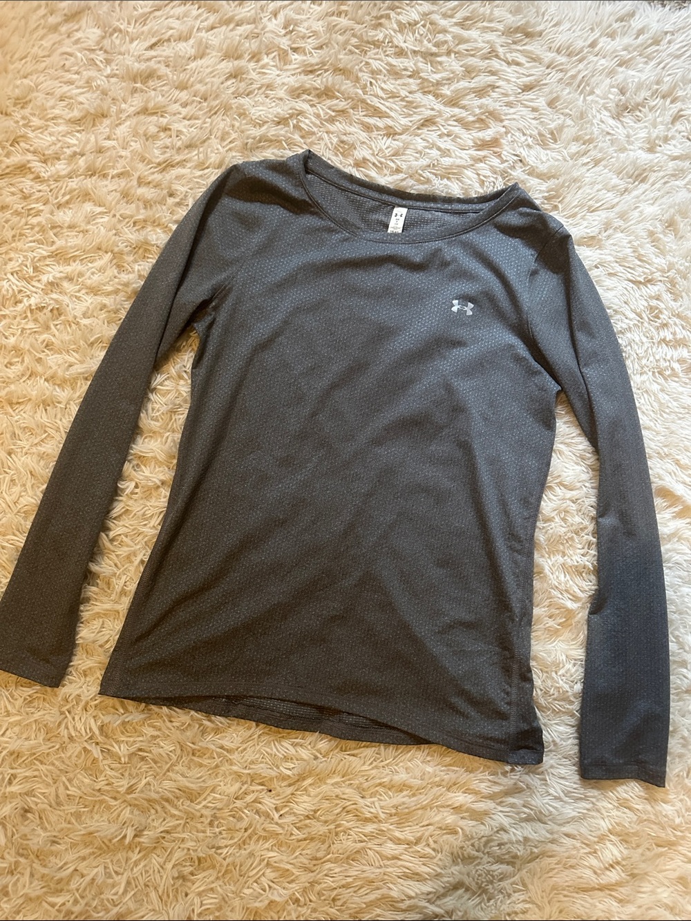 Under Armour Gray Long Sleeve Athletic Top, S, EUC